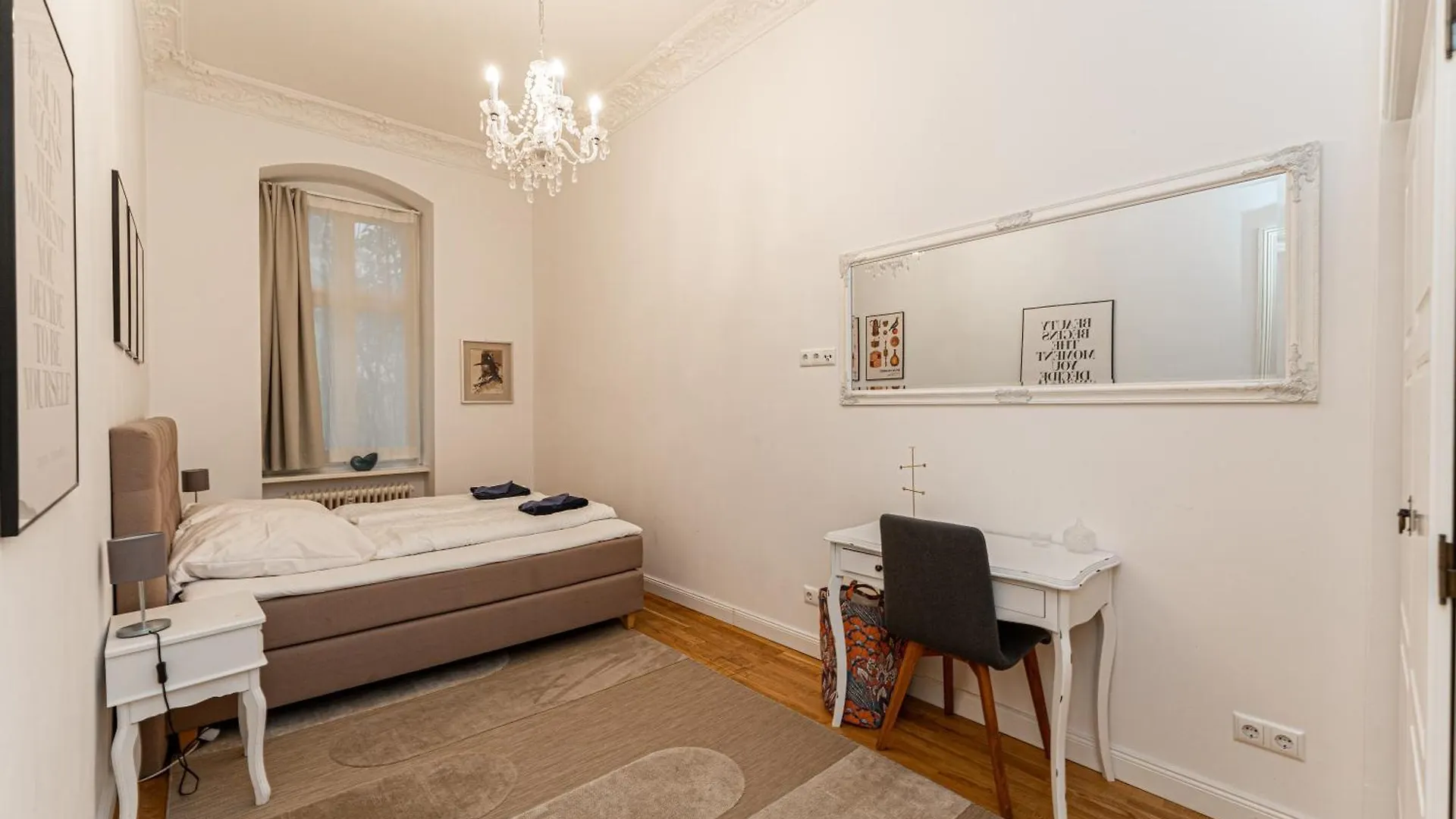 Be In Berlin Apartments Zentral Und Ruhig Fuer Familien Und Geschaeftsreisende In Schoeneberg