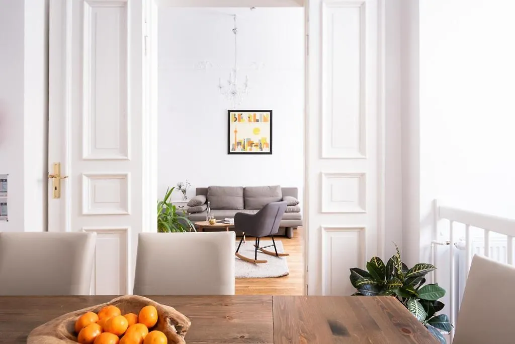 Be In Berlin Apartments Zentral Und Ruhig Fuer Familien Und Geschaeftsreisende In Schoeneberg Germany